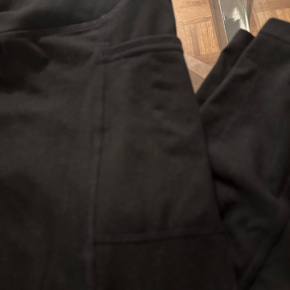 Gaiam XL 3/4 Length Leggings - Picture 2 of 4